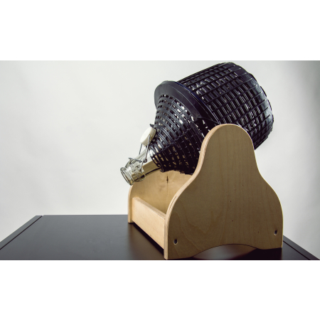 Levitiertes Trinkwasser 5 Liter in Korbflasche Osmose